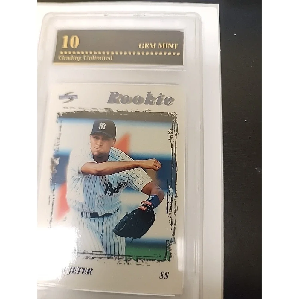 DEREK JETER 1996 SCORE FIRST GRADED GEM MINT 10 CARD 240. YANKEES.